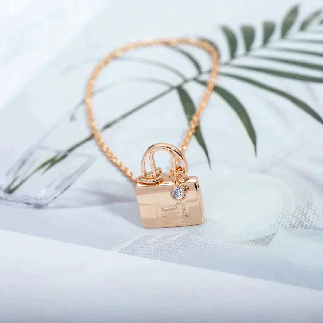 ¡®Imperial¡¯AMULETTE PEDANT ROSE GOLD NECKLACE