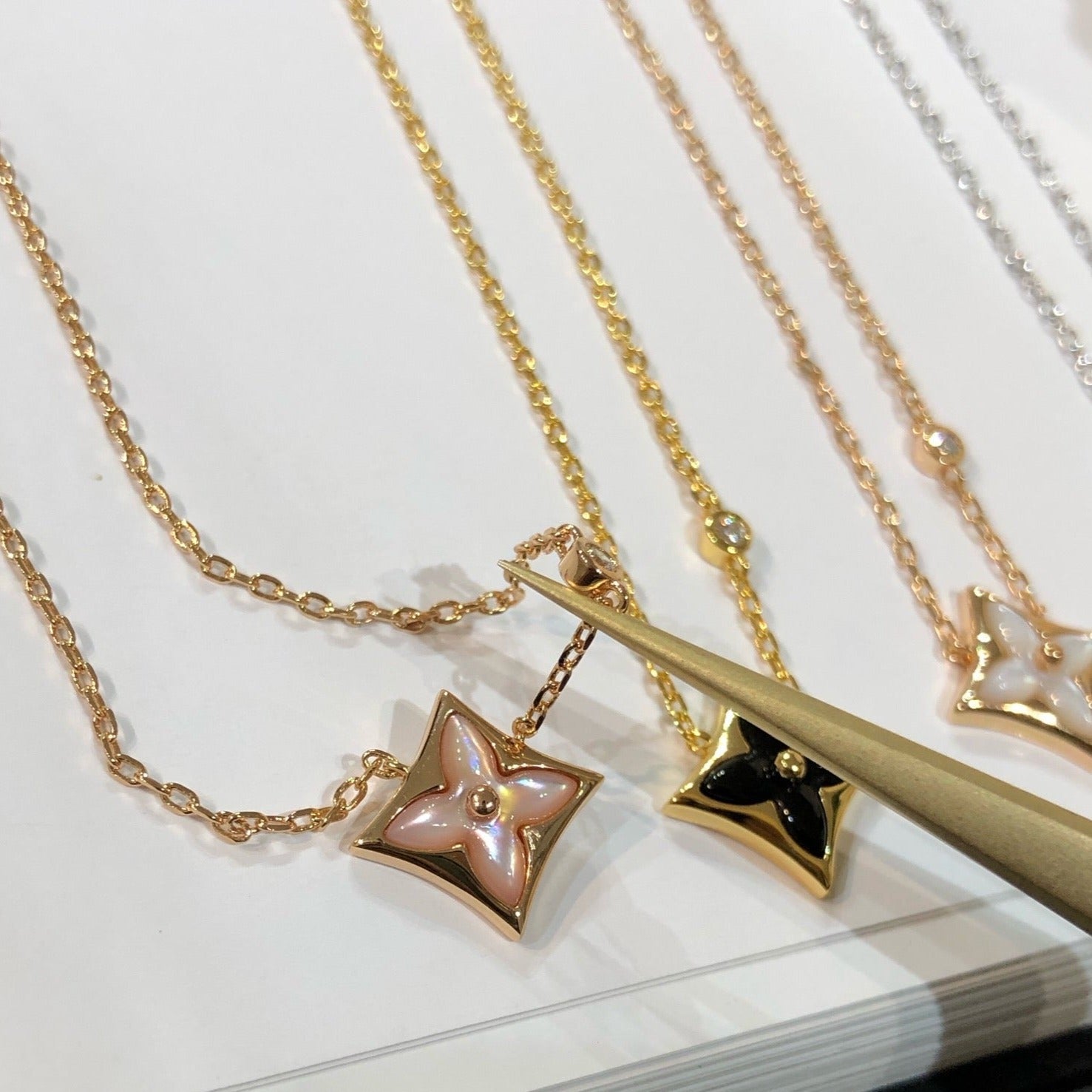 ¡®Imperial¡¯STAR BLACK MOP NECKLACE