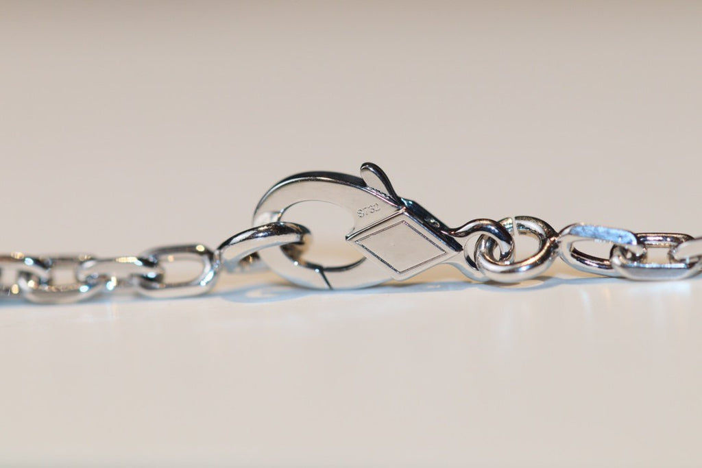 ¡®Imperial¡¯CLOVER 20 MOTIFS ONYX DIAMOND SILVER