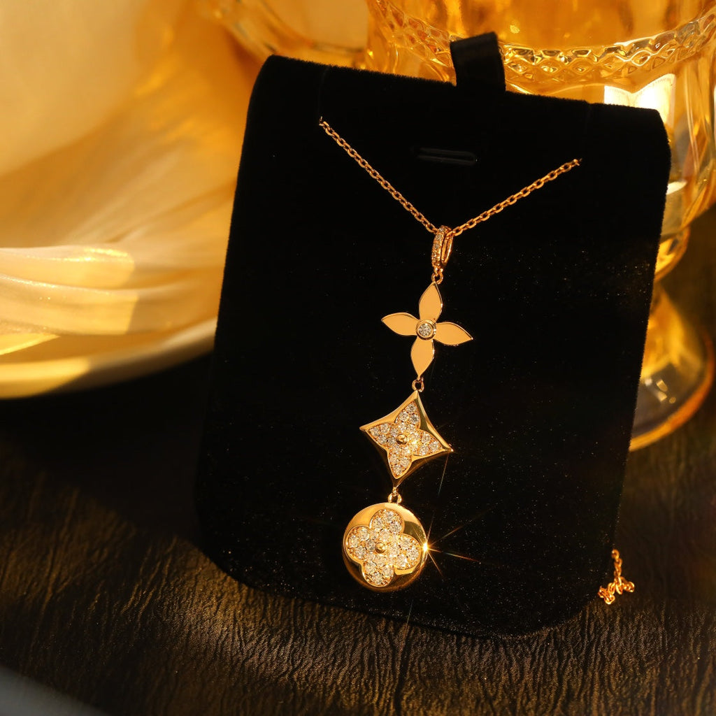 ¡®Imperial¡¯STAR AND SUN DIAMOND PINK GOLD NECKLACE