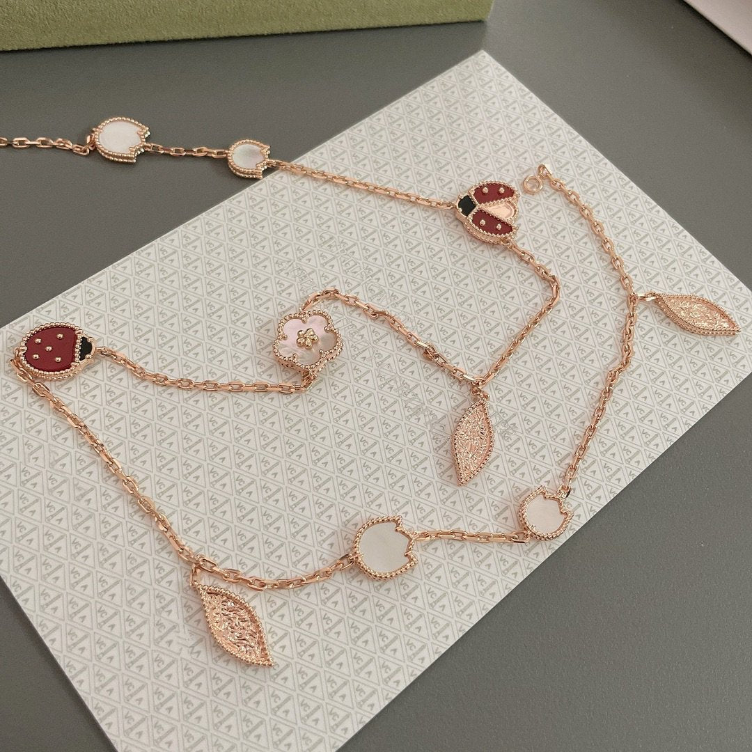 ¡®Imperial¡¯LUCKY SPRING 15 MOTIFS ROSE GOLD NECKLACE
