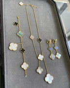 ¡®Imperial¡¯CLOVER 3 MOTIF MOP ONYX DARK MOP PINK GOLD EARRINGS