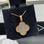 ¡®Imperial¡¯CLOVER 25MM LARGE PEDANT DIAMOND PAVED LONG NECKLACE