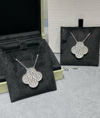 ¡®Imperial¡¯CLOVER 25MM LARGE PENDANT DIAMOND PAVED SILVER NECKLACE