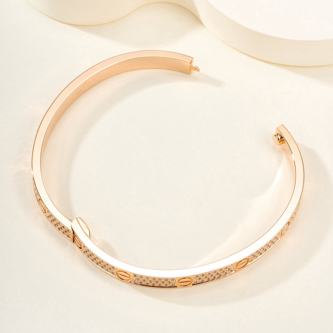 ®インペリアル®ラブブレスレット 3.65mm ダイヤモンドパヴェ