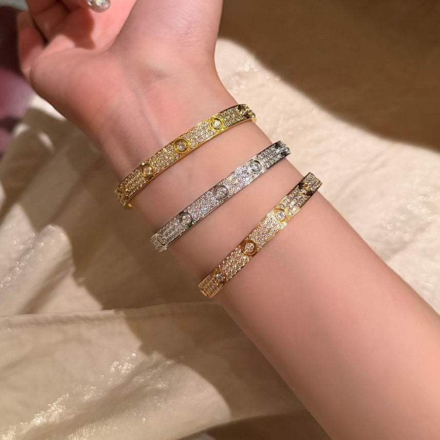 [Imperial] LOVE ARMREIF 6,1MM DIAMANT-PFLASTERUNG 10 GROSSE DIAMANTEN