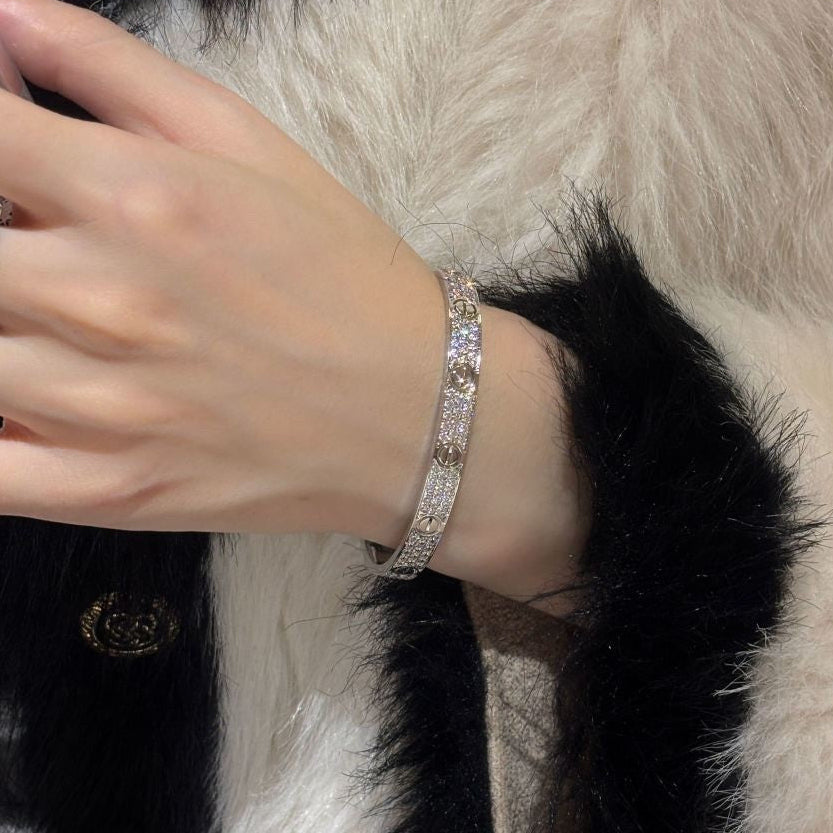 [Imperial] LOVE ARMREIF 6.1MM DIAMANTBESETZT