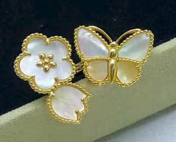 [Imperial] 26 NUEVO TREBOL 15 MOTIVOS COLLAR DE SUERTE