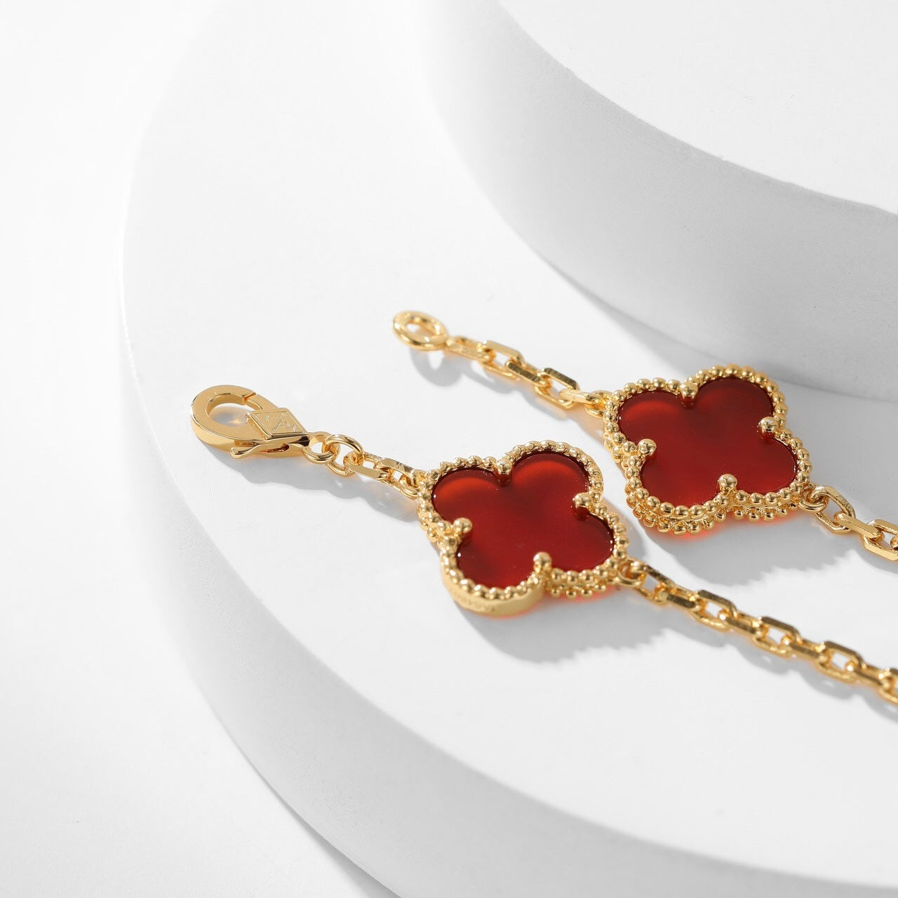 ¡®Imperial¡¯CLOVER 10 MOTIFS CARNELIAN NECKLACE