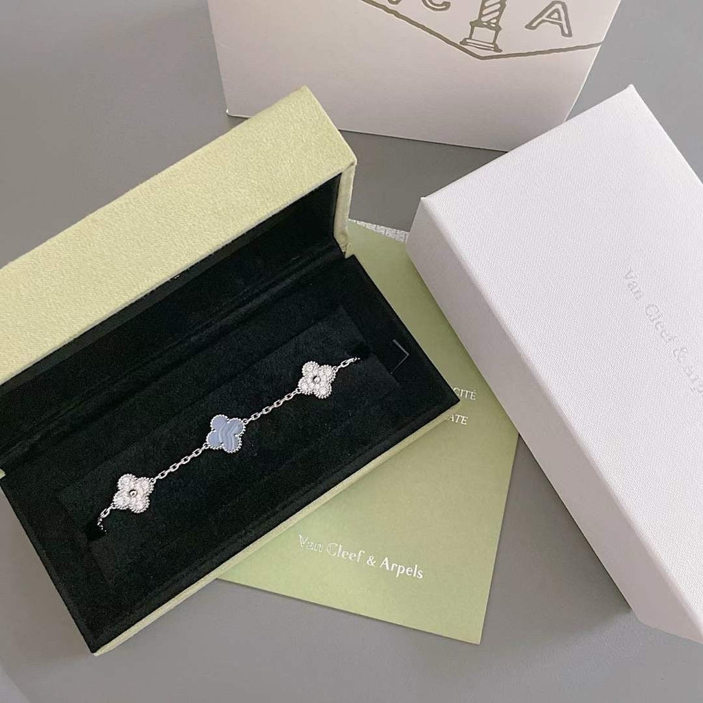 ¡®Imperial¡¯CLOVER  5 MOTIF DIAMOND PURPLE CHALCEDONY BRACELET SILVER