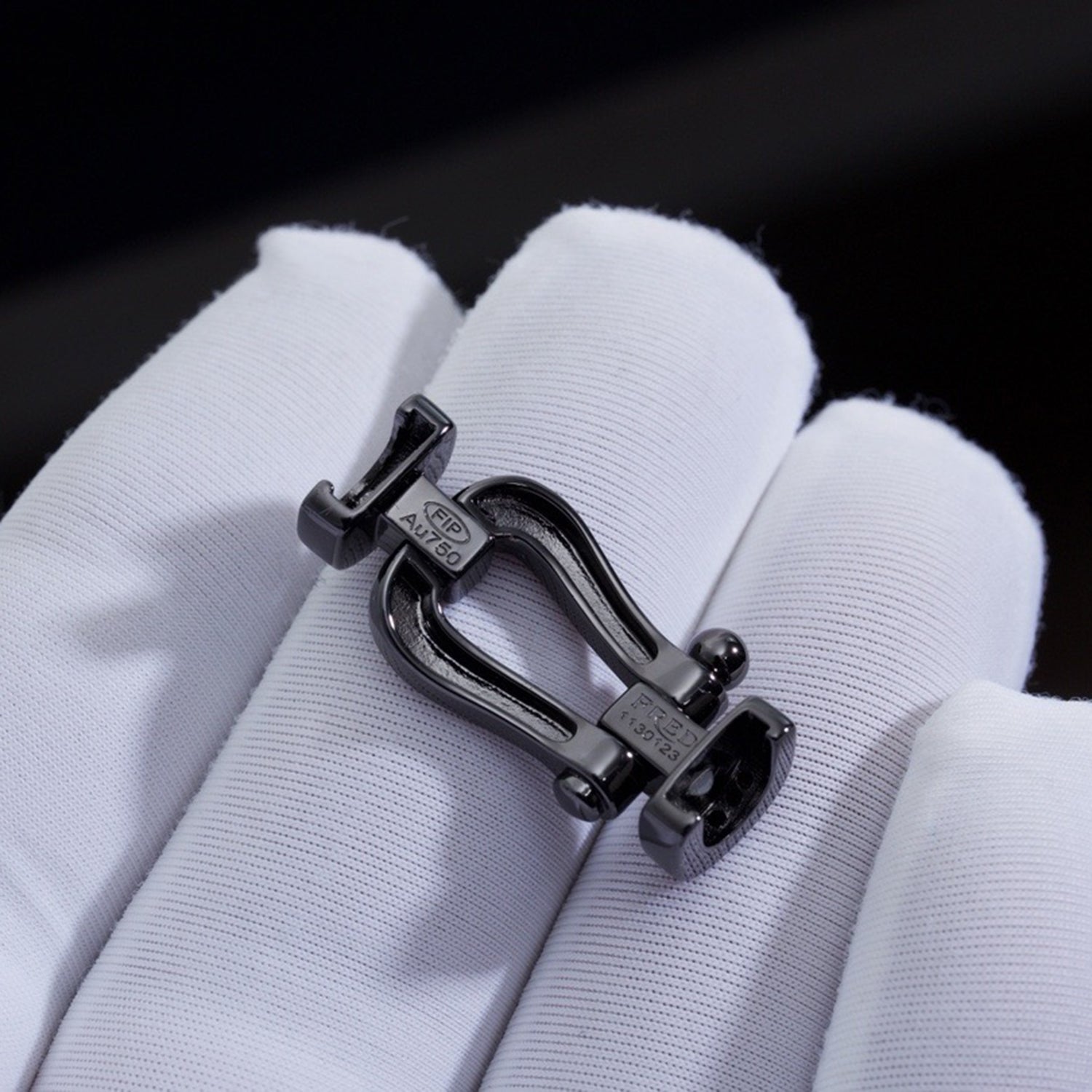 ¡®Imperial¡¯FORCE LARGE SERIES HORSESHOE BLACK SAMURAI BRACELET