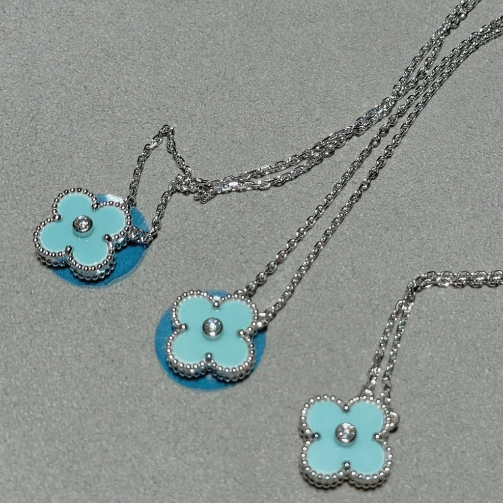 ¡®Imperial¡¯CLOVER 1 DIAMOND LIGHT BLUE SILVER NECKLACE