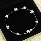 ¡®Imperial¡¯FRIVOLE SILVER 9 FLOWERS NECKLACE