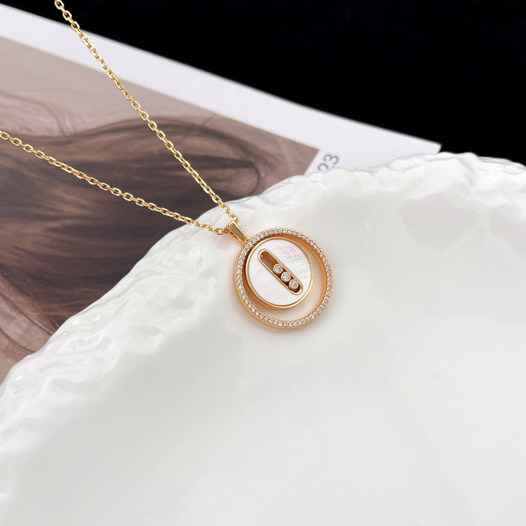 [Imperial] LUCKY MOVE MM NACRE BLANCHE DIAMOND NECKLACE