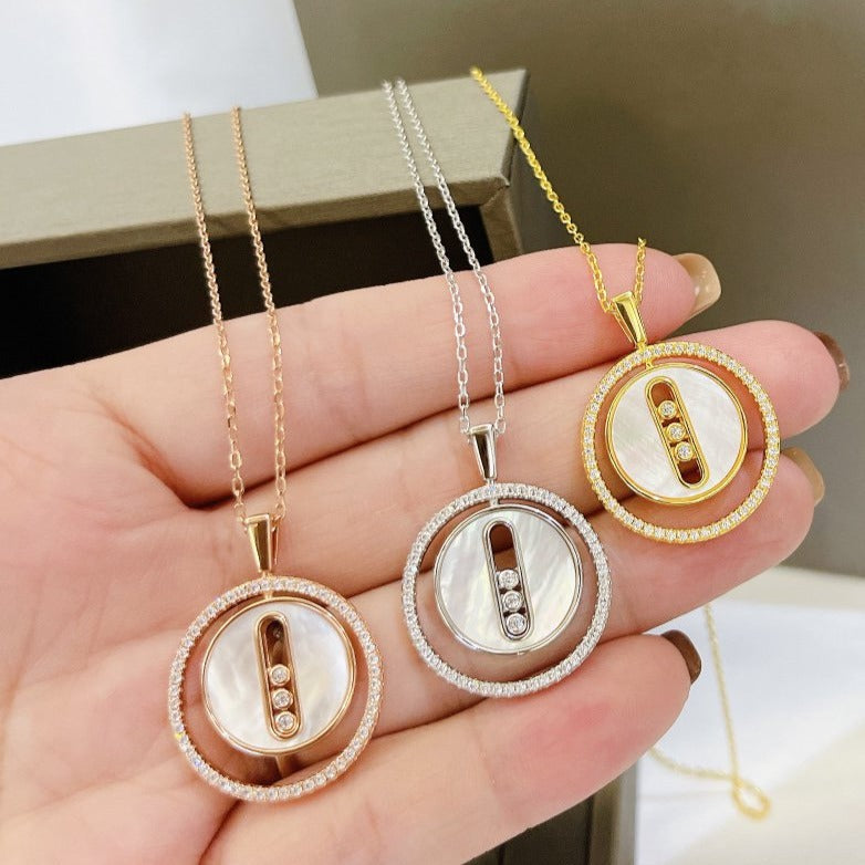 [Imperial] LUCKY MOVE MM NACRE BLANCHE DIAMOND NECKLACE