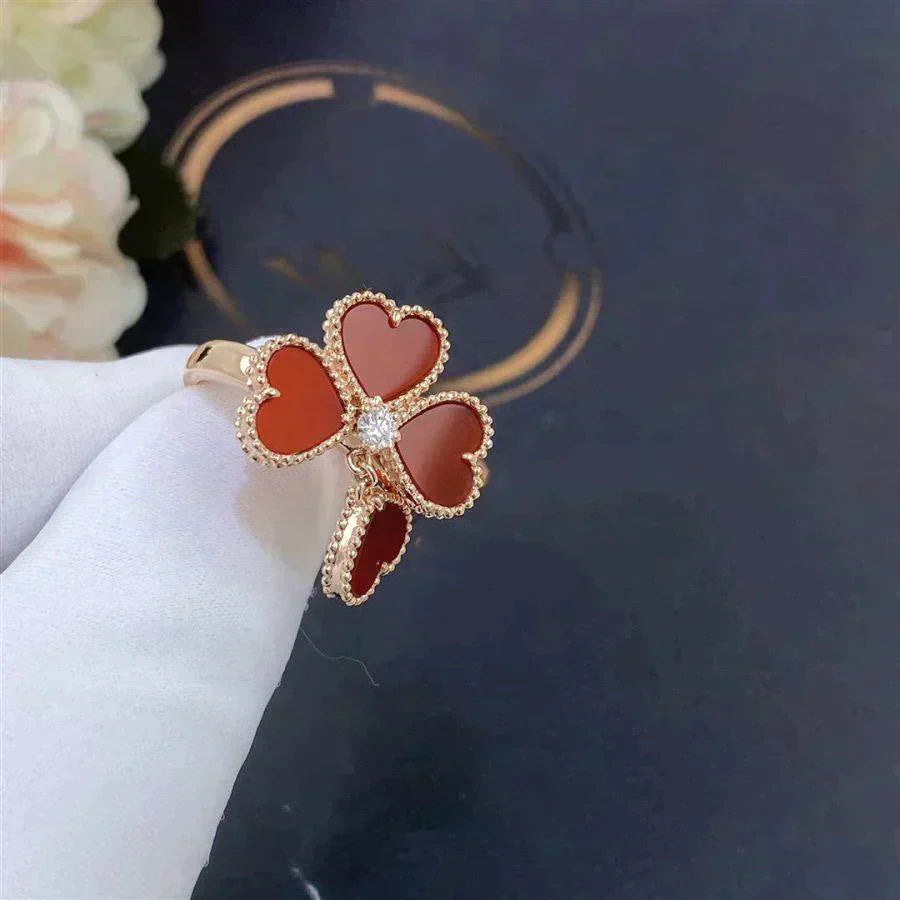 ¡®Imperial¡¯SWEET CLOVER CARNELIAN RING