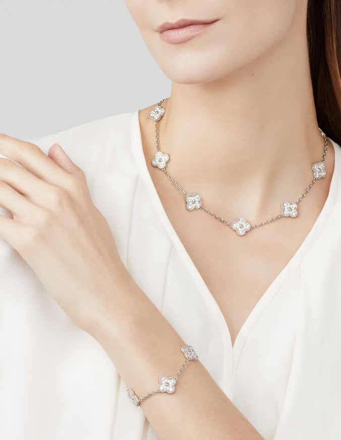 [¡®Imperial¡¯]COLLAR DE DIAMANTE COMPLETO 10 MOTIVOS CLOVER