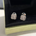 ¡®Imperial¡¯CLOVER MINI DIAMOND STUD EARRINGS